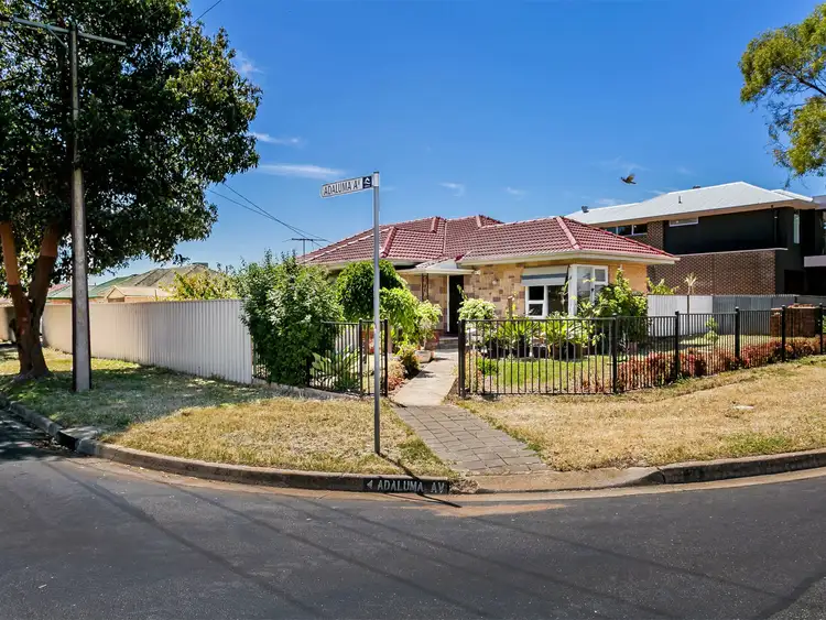 24 Royal Avenue, Pooraka SA 5095