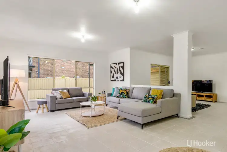 Fifth view of Homely house listing, 16 The Avenue, Caroline Springs VIC 3023