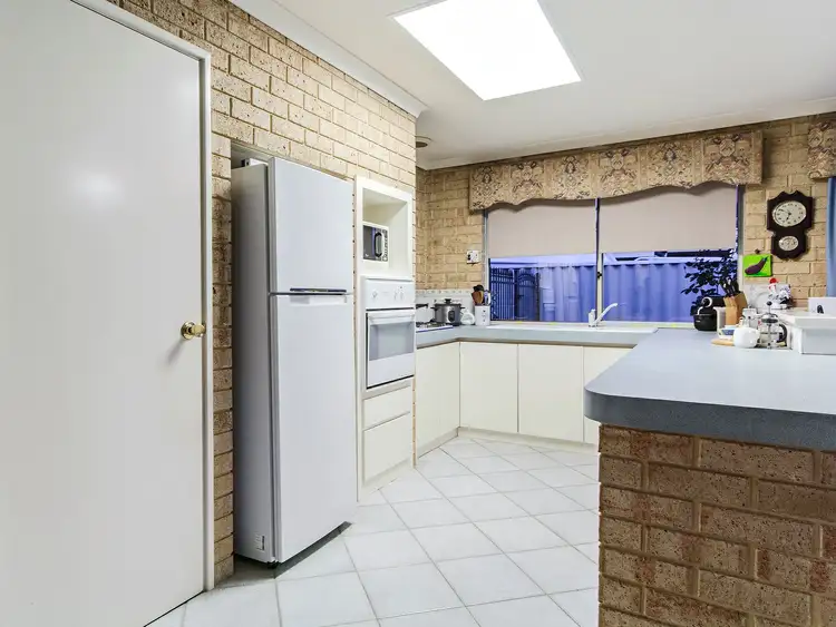 Fifth view of Homely house listing, 8 Nottingham Parkway, Orelia WA 6167