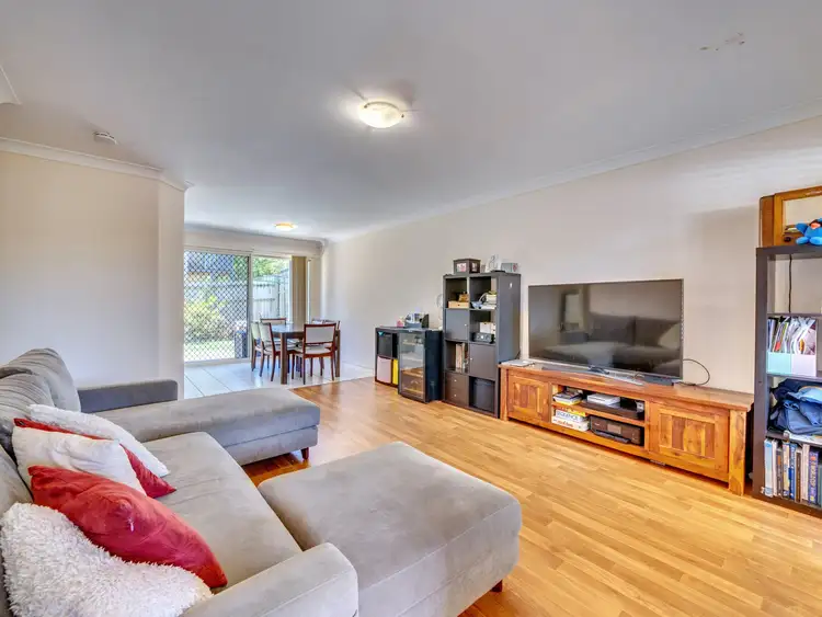 Villa 2/15-17 Peterson Street, Wellington Point QLD 4160