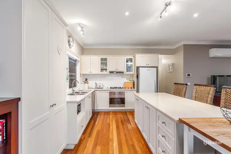 Third view of Homely house listing, 7 Fremantle Close, Point Cook VIC 3030