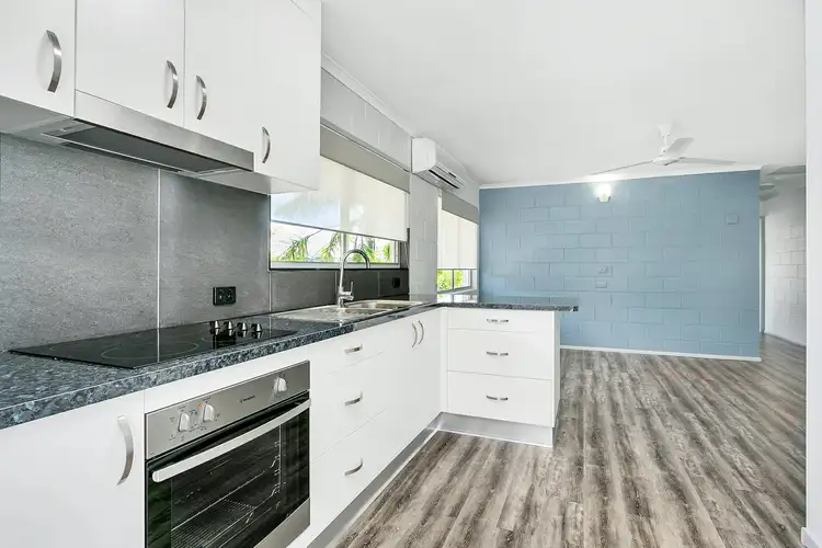 12/284 Lake Street, Cairns North QLD 4870