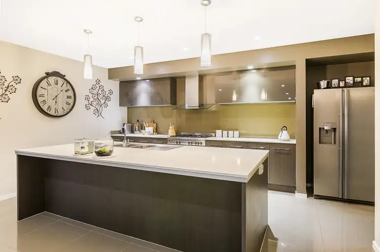 Second view of Homely house listing, 3 Seahorse Court, Thornlands QLD 4164