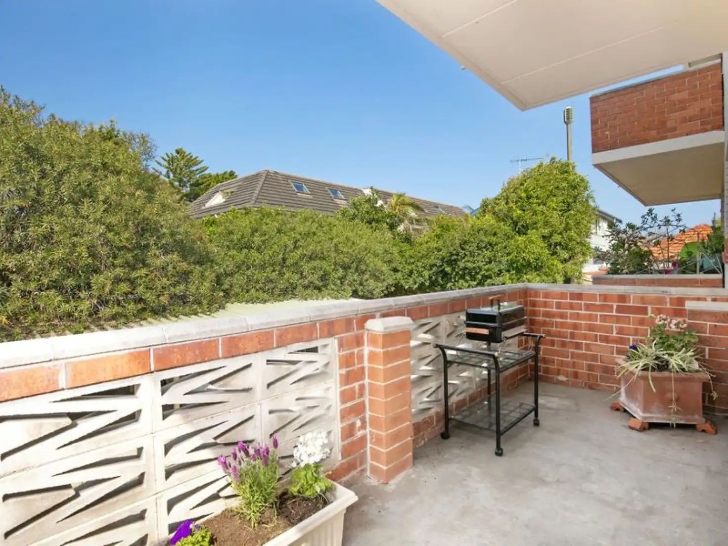 Main view of Homely unit listing, 8/3 Dowling Street, Queenscliff NSW 2096