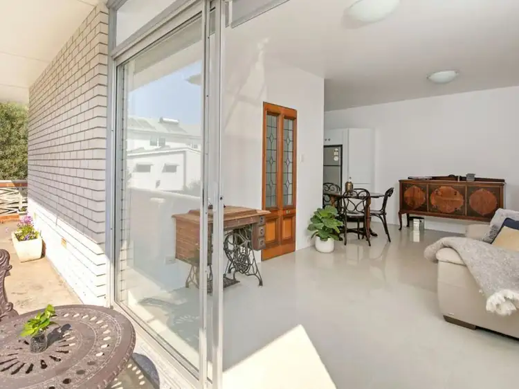 Third view of Homely unit listing, 8/3 Dowling Street, Queenscliff NSW 2096
