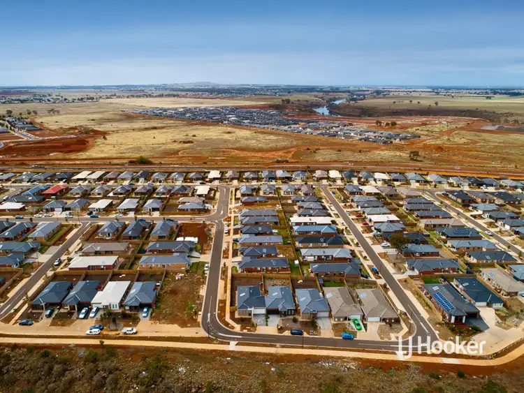 Fifth view of Homely house listing, 28 Gosse Crescent, Brookfield VIC 3338