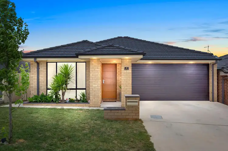 Main view of Homely house listing, 5 Madi Way, Ngunnawal ACT 2913