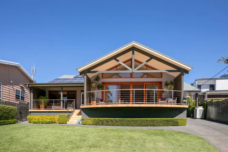 92 Dilkera Avenue, Valentine NSW 2280