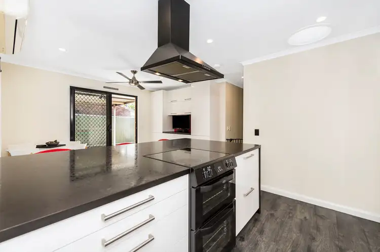 Fifth view of Homely semi-detached listing, 2/3 Vine Court, Oxenford QLD 4210