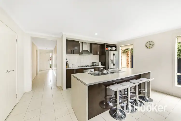 Second view of Homely house listing, 39 Scarlet Crescent, Pakenham VIC 3810