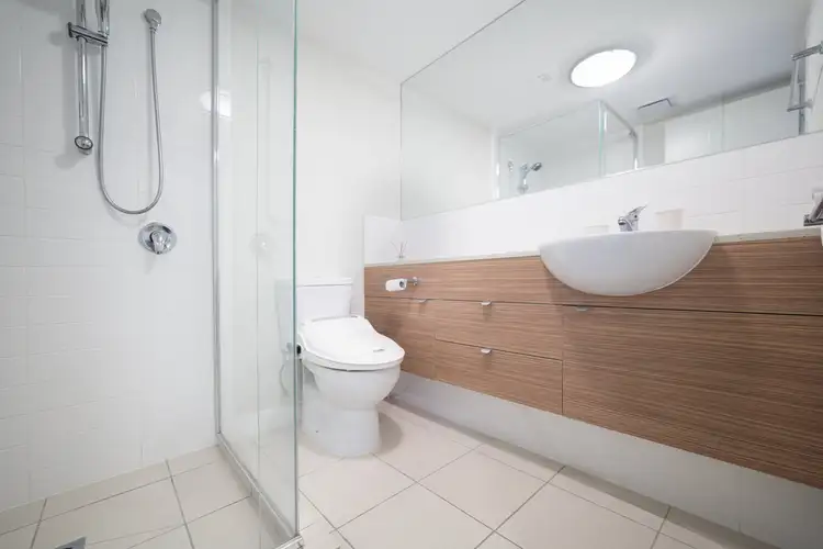 Seventh view of Homely unit listing, 8/154 Musgrave Avenue, Southport QLD 4215