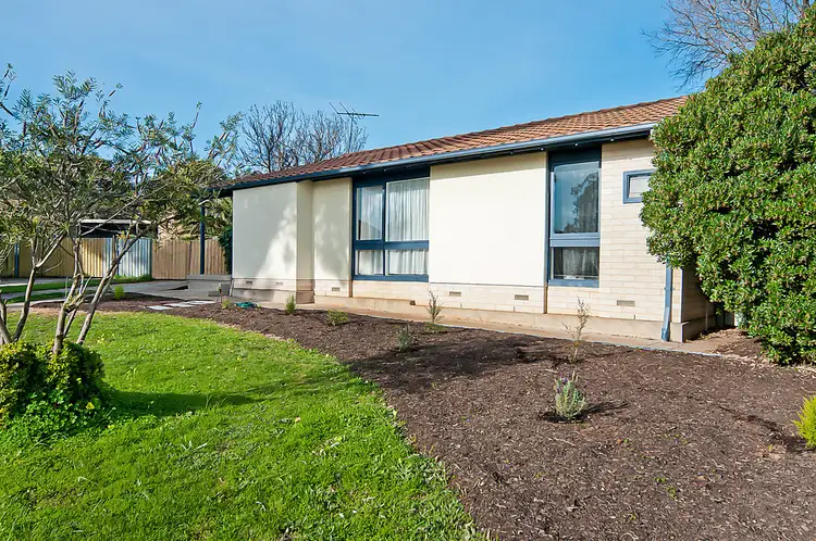 9 Eucla Court, Craigmore SA 5114