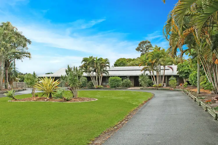 18 Pharlap Court, Ningi QLD 4511