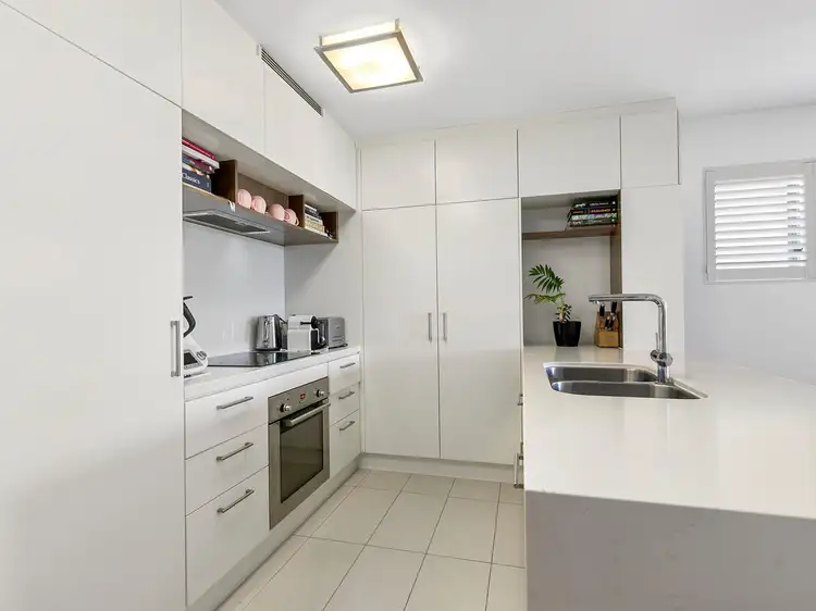 Fourth view of Homely unit listing, 11/15 Barramul Street, Bulimba QLD 4171