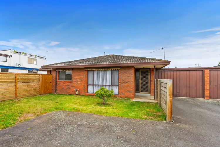 Main view of Homely unit listing, 3/100 Stawell Street, Sale VIC 3850
