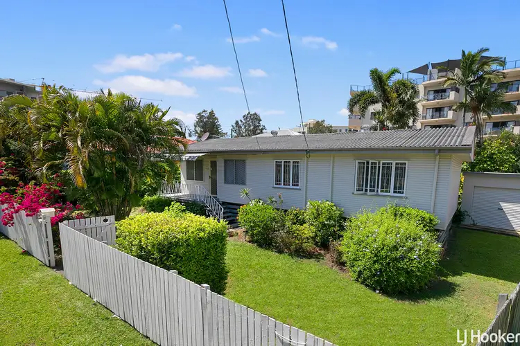 1 Henry Street, Redcliffe QLD 4020