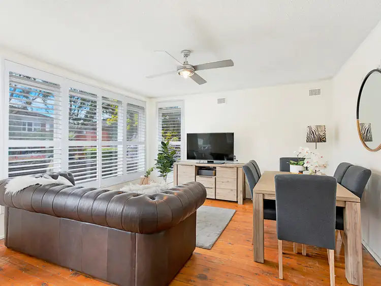 Second view of Homely apartment listing, 3/5 Grafton Crescent, Dee Why NSW 2099