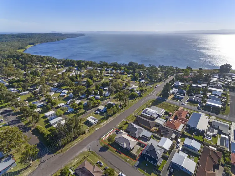 20 Belbowrie Street, Canton Beach NSW 2263