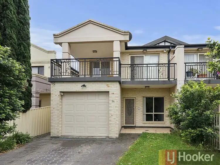 9A Earls Avenue, Riverwood NSW 2210