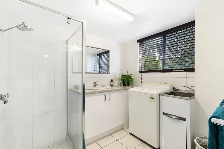 Seventh view of Homely unit listing, 4/17 Huth Street, Labrador QLD 4215