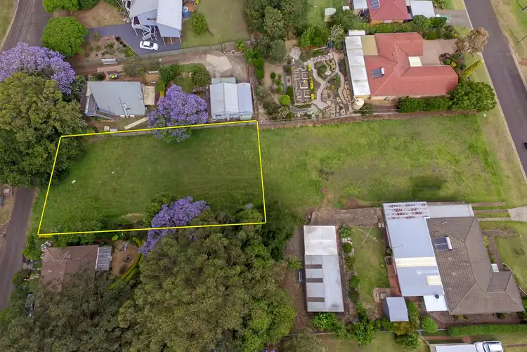 10 Mabel Street, Harlaxton QLD 4350