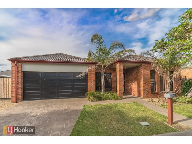 23 Gainsborough Drive, Craigieburn VIC 3064