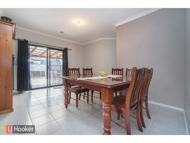 Seventh view of Homely house listing, 23 Gainsborough Drive, Craigieburn VIC 3064