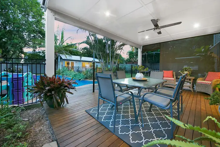 51 Plumer Street, Sherwood QLD 4075