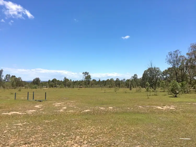 6 Markai Road, Lockyer Waters QLD 4311