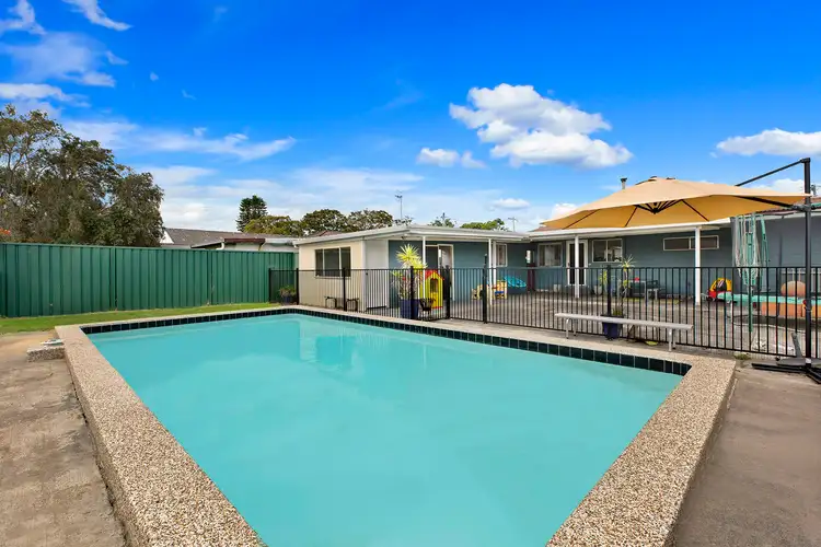 2 Cunningham Road, Killarney Vale NSW 2261