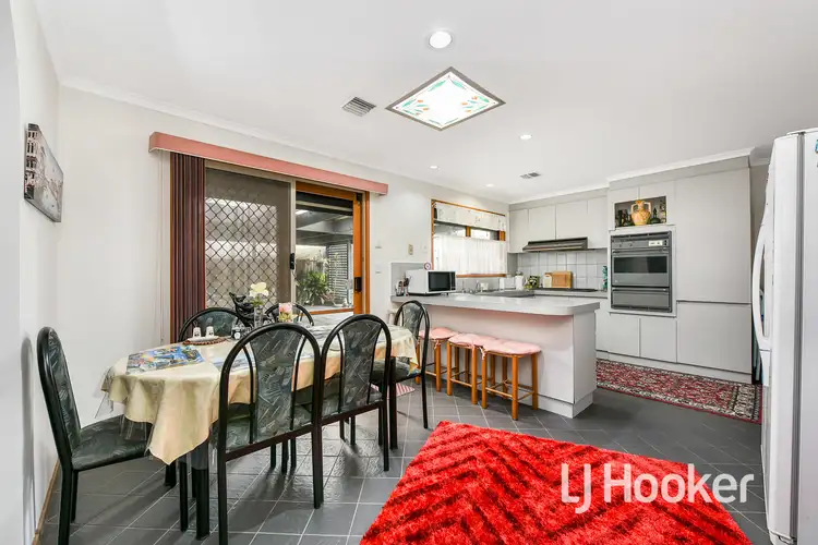 Fifth view of Homely house listing, 2 Eyebright Square, Hallam VIC 3803