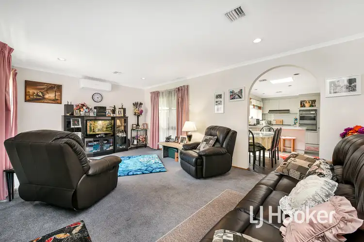 Sixth view of Homely house listing, 2 Eyebright Square, Hallam VIC 3803