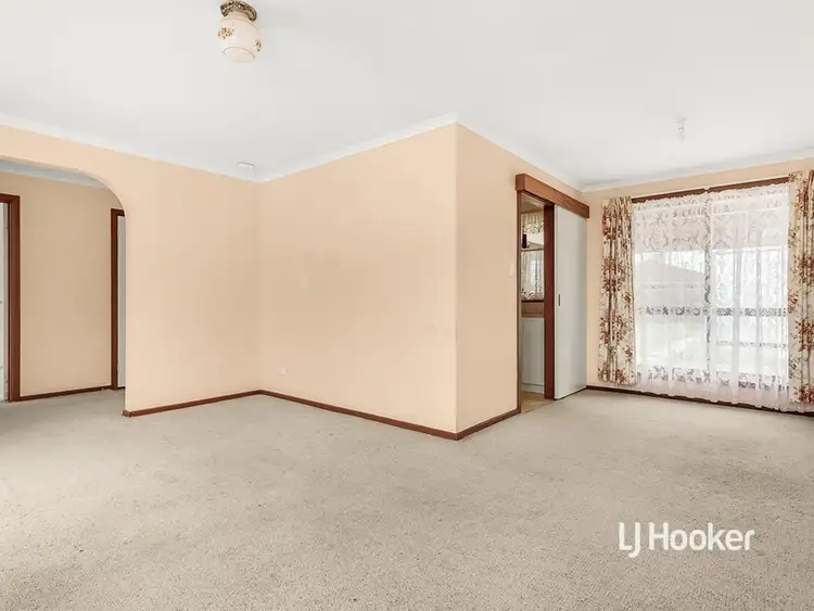 Fifth view of Homely house listing, 4 Songlark Crescent, Werribee VIC 3030