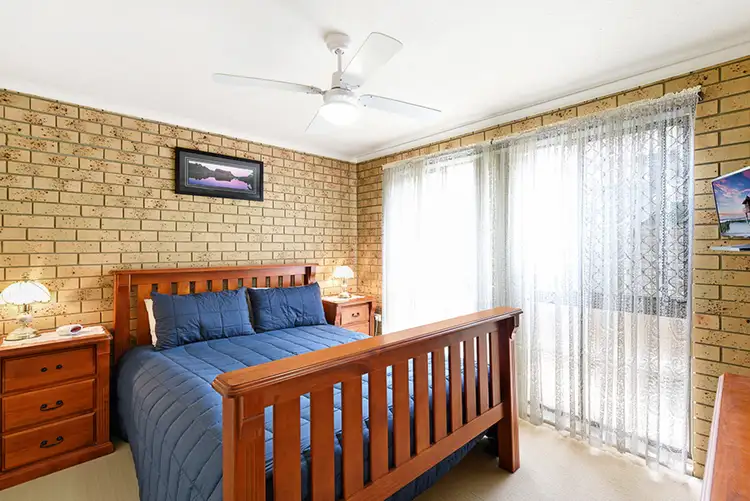 Sixth view of Homely unit listing, 2/17 Huth Street, Labrador QLD 4215