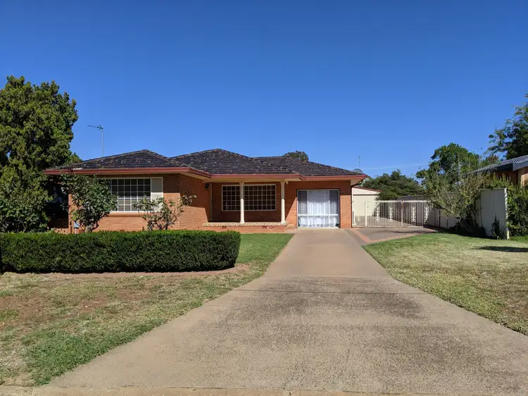 9 Laughton Street, Dubbo NSW 2830