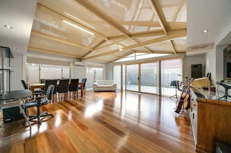 Seventh view of Homely house listing, 25 SNOWGUM COURT, Keysborough VIC 3173