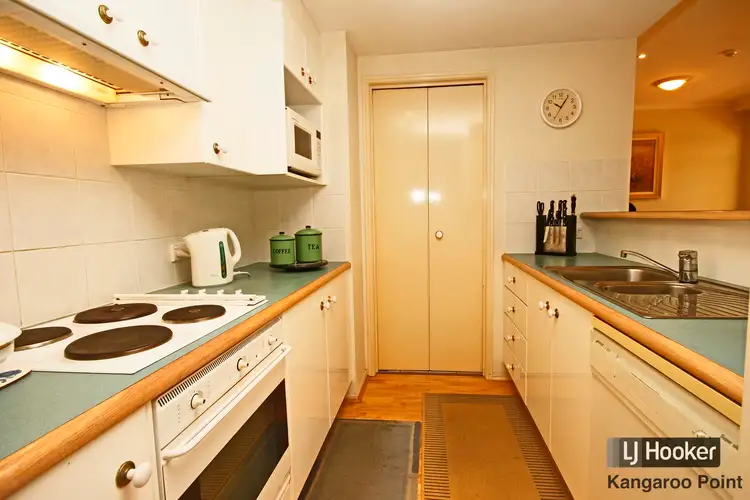 Seventh view of Homely unit listing, 8/10 Goodwin Street, Kangaroo Point QLD 4169