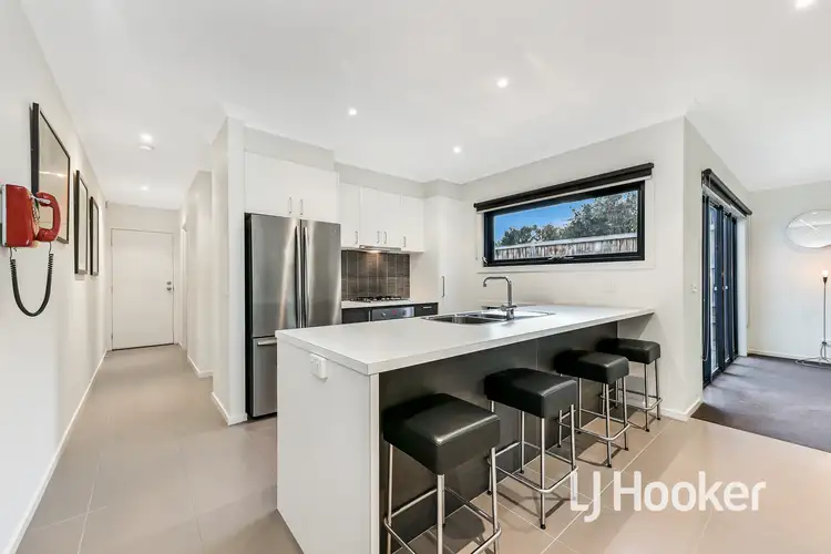 Second view of Homely house listing, 9 Flemington Rise, Officer VIC 3809