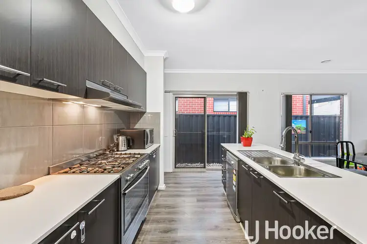 Sixth view of Homely house listing, 7 Celtic Drive, Cranbourne East VIC 3977