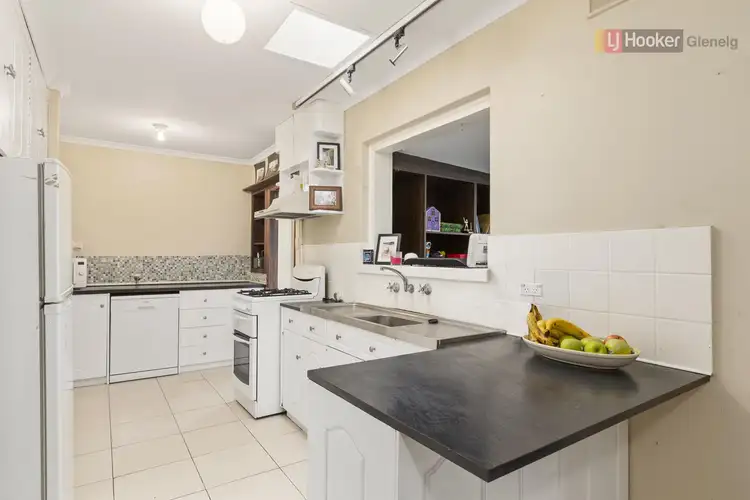 Third view of Homely house listing, 33 Ashton Rise, Huntfield Heights SA 5163