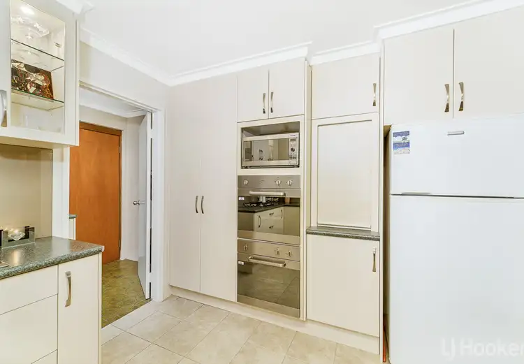 Seventh view of Homely house listing, 5 Hargrave Drive, Thornlie WA 6108