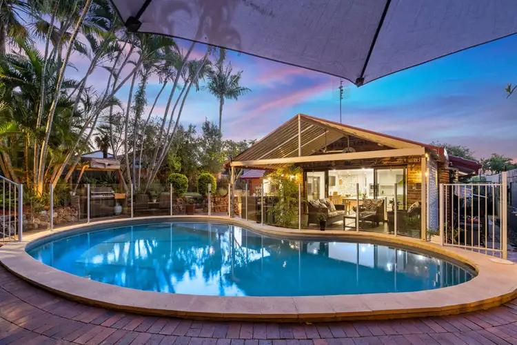 7 Lowanna Drive, Ashmore QLD 4214