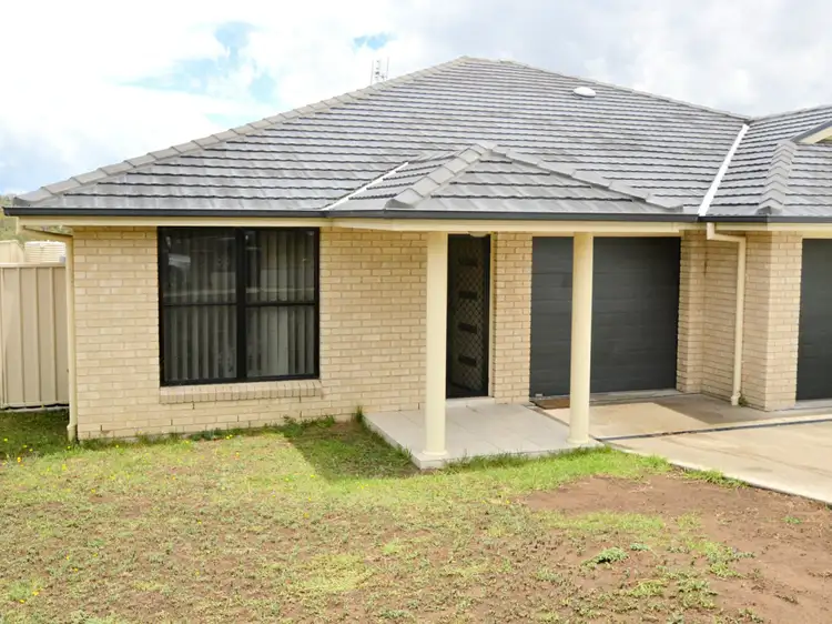 142 B McMahon Way, Singleton NSW 2330