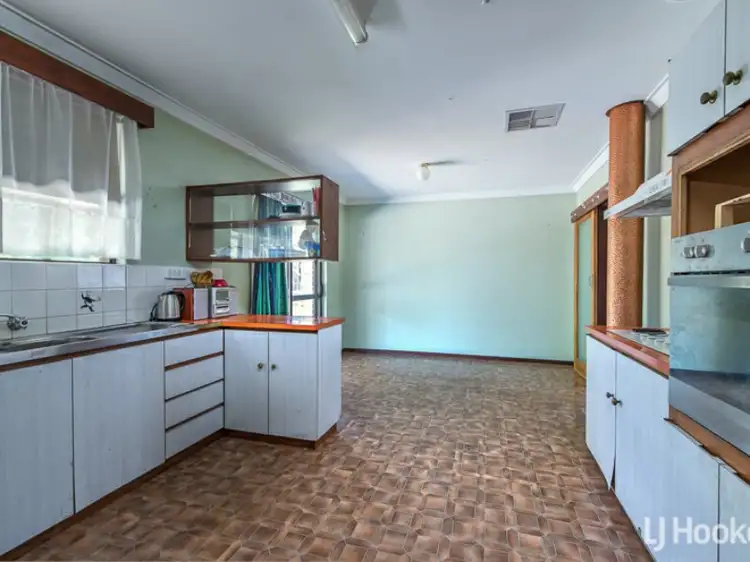 Fifth view of Homely house listing, 2062 Albany Highway, Maddington WA 6109