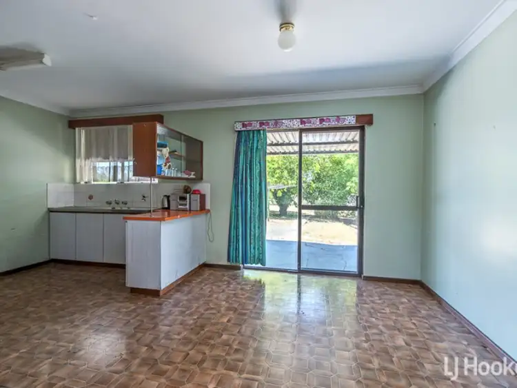 Sixth view of Homely house listing, 2062 Albany Highway, Maddington WA 6109