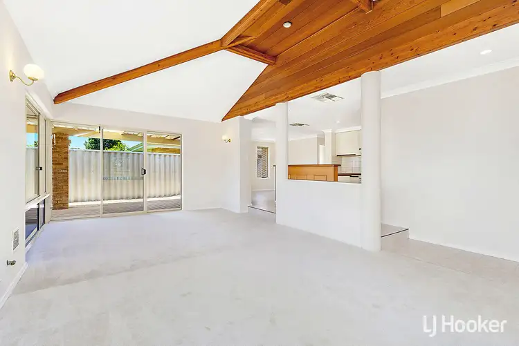 Fifth view of Homely semi-detached listing, 31A Heatherlea Parkway, Leeming WA 6149