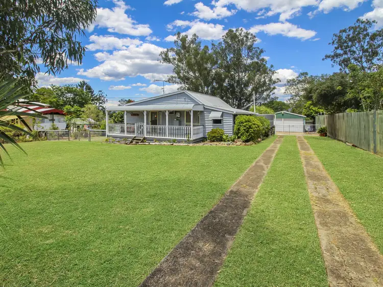 14 Mangerton Street, Toogoolawah QLD 4313
