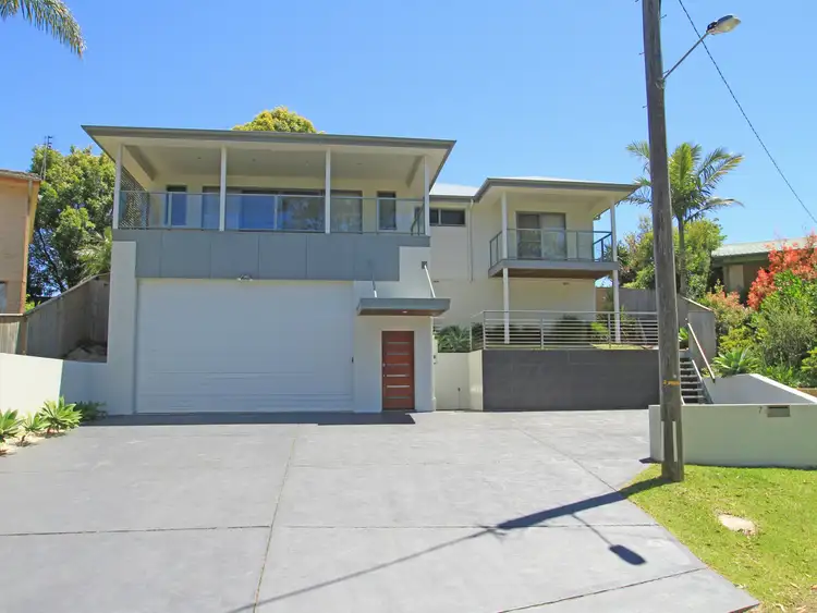 7 Ridge Avenue, Sussex Inlet NSW 2540