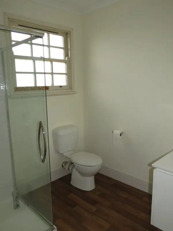 Sixth view of Homely unit listing, 2/110 Francis Street, Bairnsdale VIC 3875