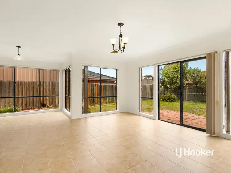 Fifth view of Homely house listing, 10 Spinningdale Close, Seabrook VIC 3028